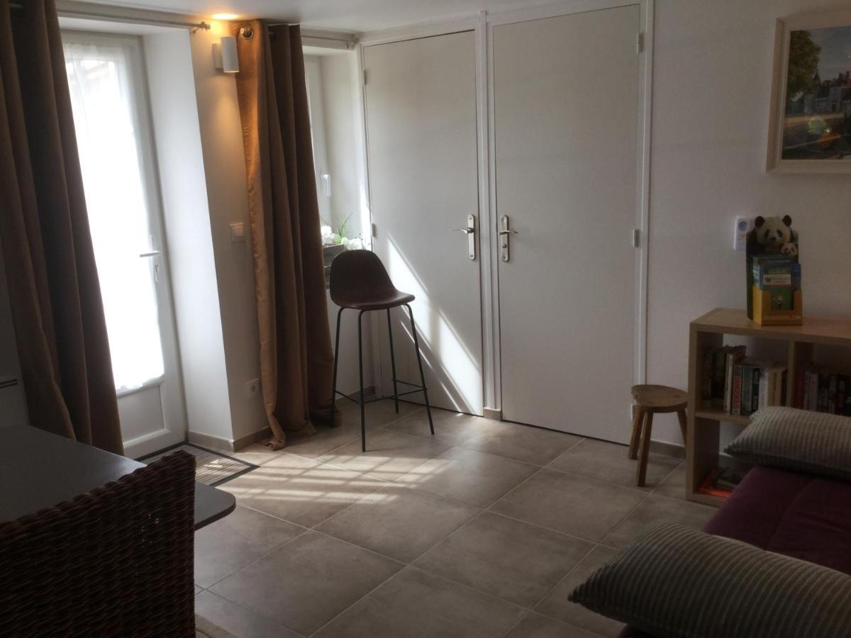 Maison D Hotes La Petite Jucherie Saint-Hippolyte  Ngoại thất bức ảnh